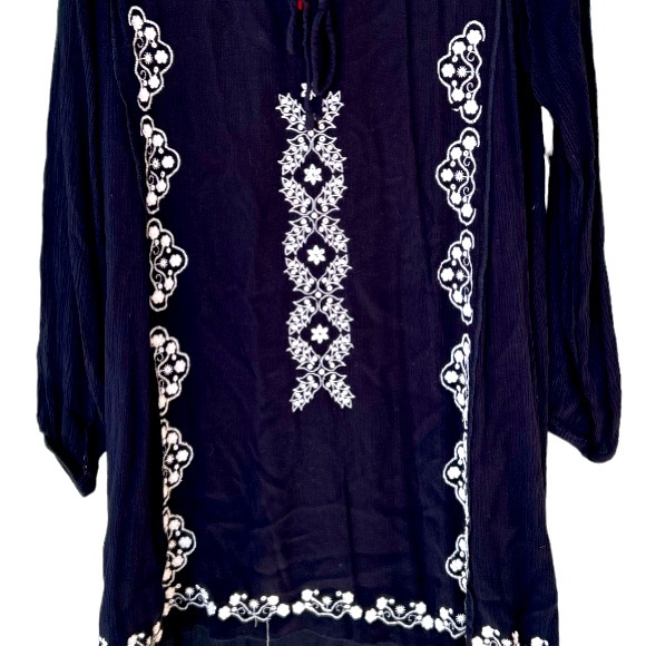 Neiman Marcus Blue White & Red Embroidered Casual Dress or Swimsuit Cover Size M - Picture 7 of 7